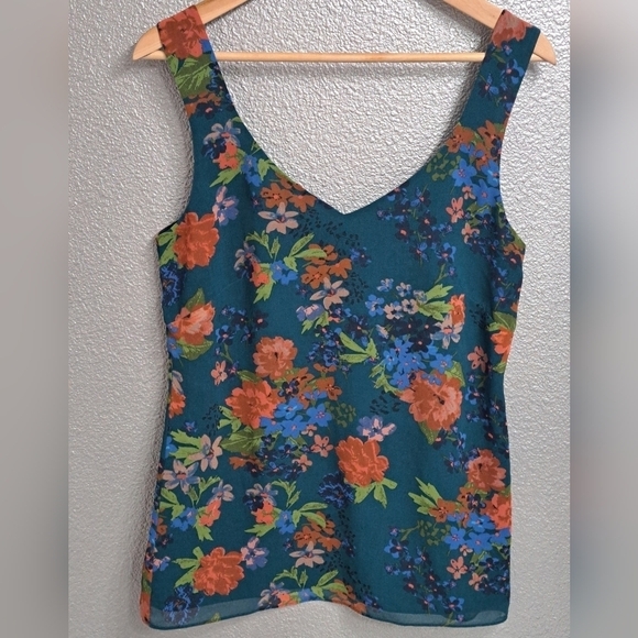 Cabi V-Neck Sleeveless Sheer Floral Blouse    Size S - Picture 4 of 6